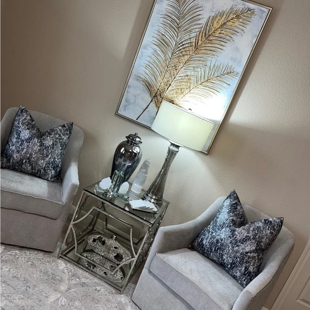 1-NWT CALDEIRA ABSTRACT DESIGN DECORATIVE PILLOWS (Read description for details)